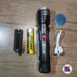 تصویر چراغ قوه پلیسی RUILANG T6-26 شارژی به همراه تجهیزات داخل جعبه