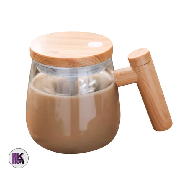 تصویری از ماگ همزن‌ دار پیرکس ۴۰۰ میلی‌لیتری همراه با نسکافه